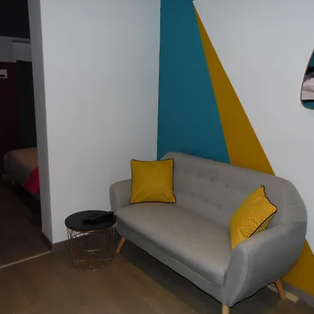 Appartement Appart Refait A Neuf, Ideal Pour Voyage D'affaire